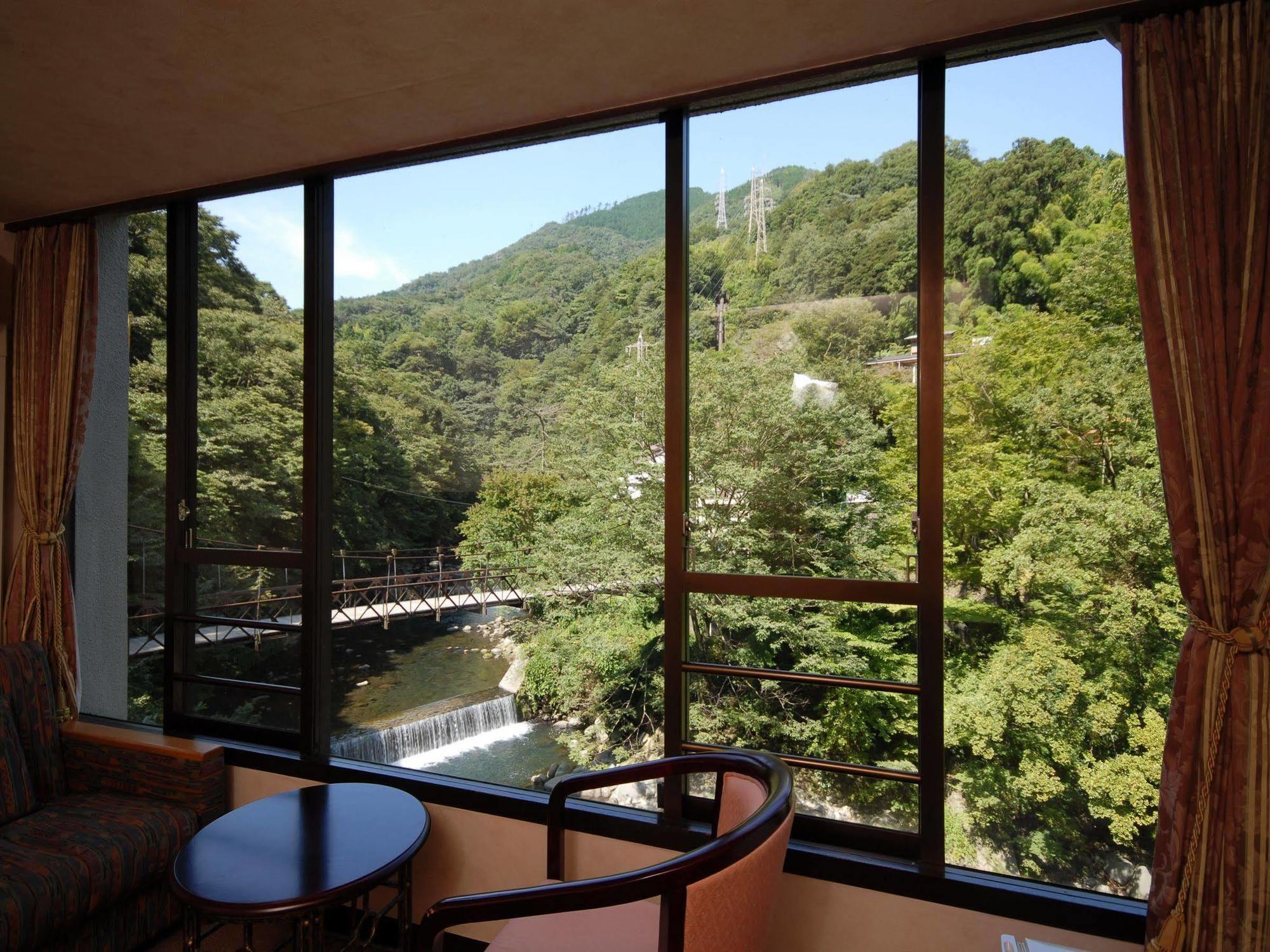 Tonosawa Quatre Saisons Hotel Hakone Exterior photo