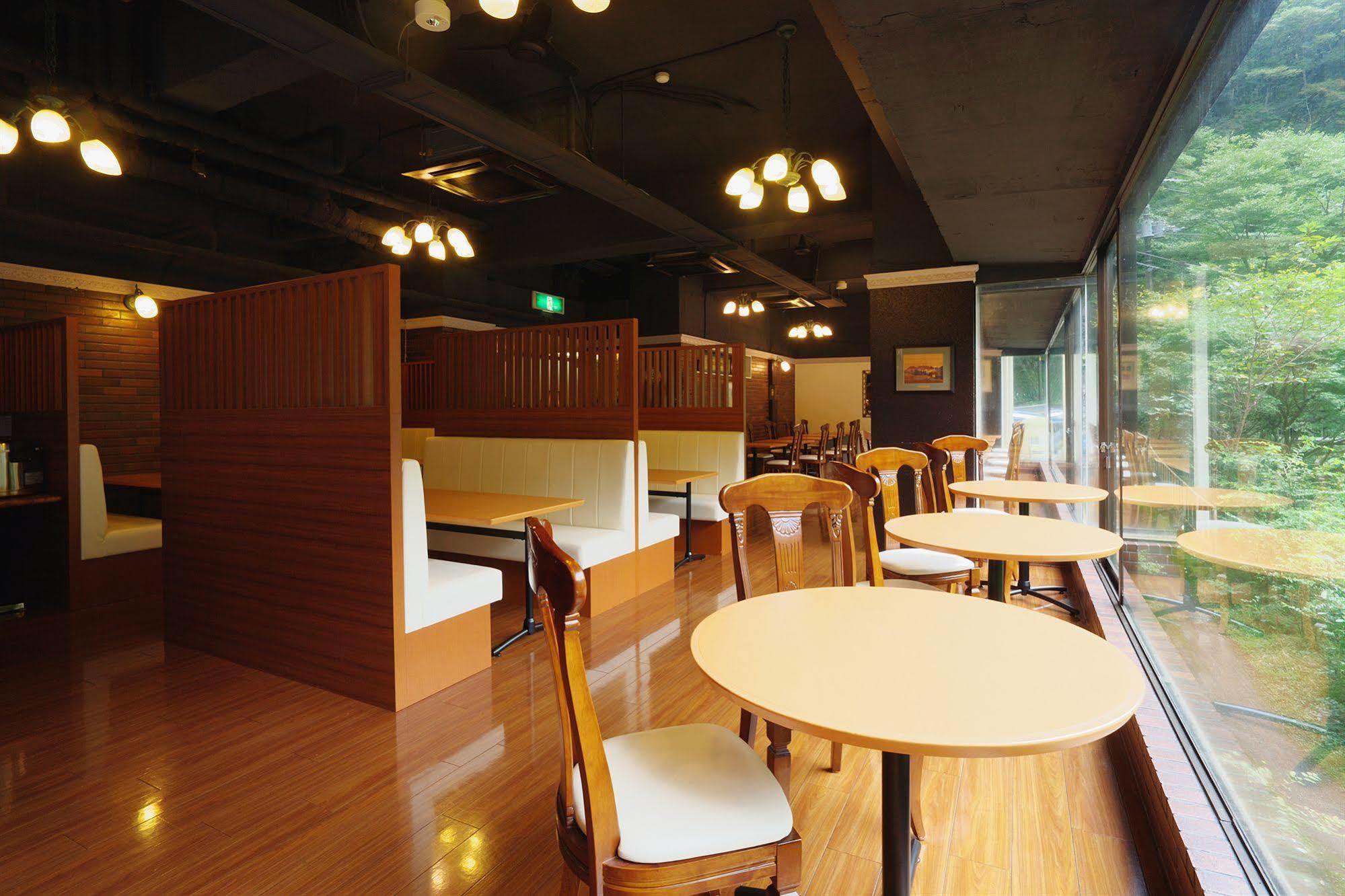 Tonosawa Quatre Saisons Hotel Hakone Exterior photo